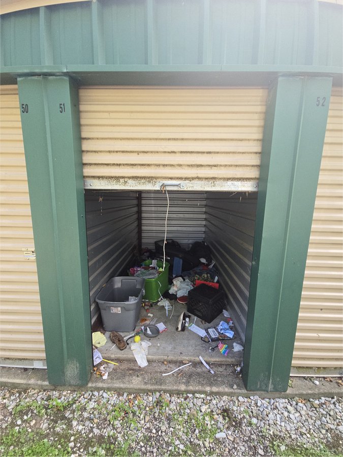 5 x 10 storage unit in Fayetteville, AR