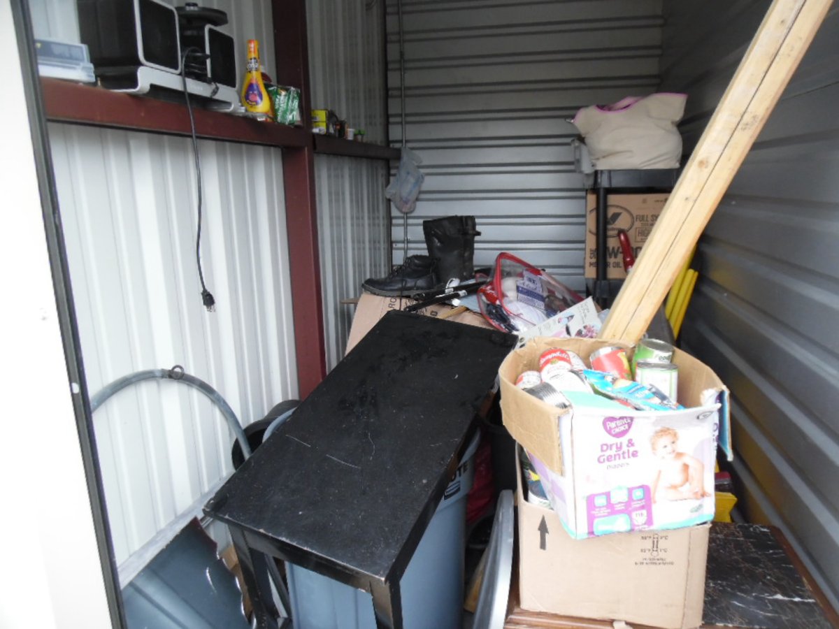 5 x 10 storage unit in Omaha, NE