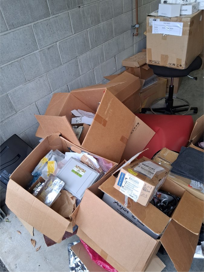 10 x 20 storage unit in Fremont, CA