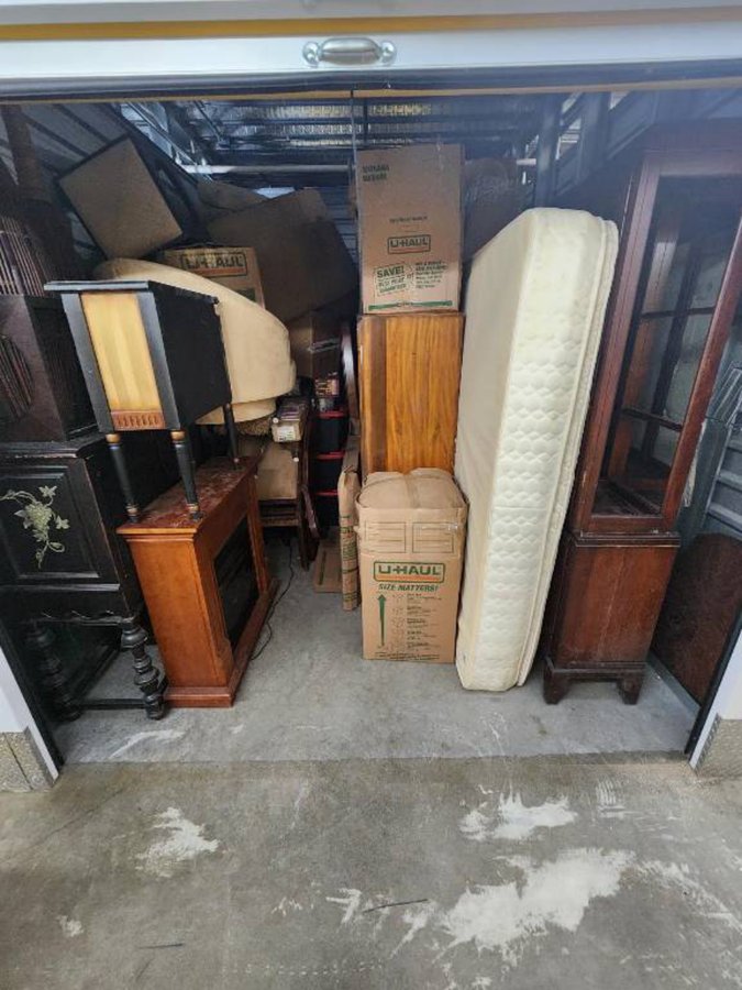 10 x 15 storage unit in Midlothian, VA