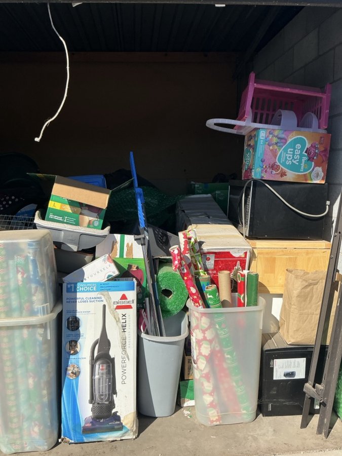 10 x 10 storage unit in Albuquerque, NM