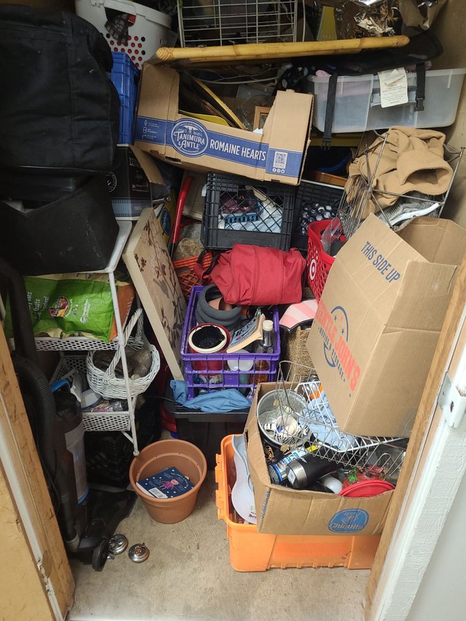 5 x 8 storage unit in Happy Valley, OR