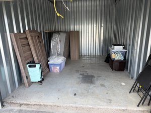 10 x 15 storage unit in Chester, VA