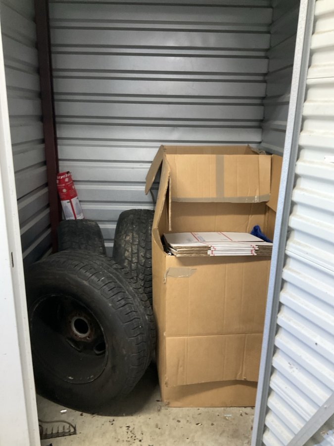 5 x 5 storage unit in Indianapolis, IN