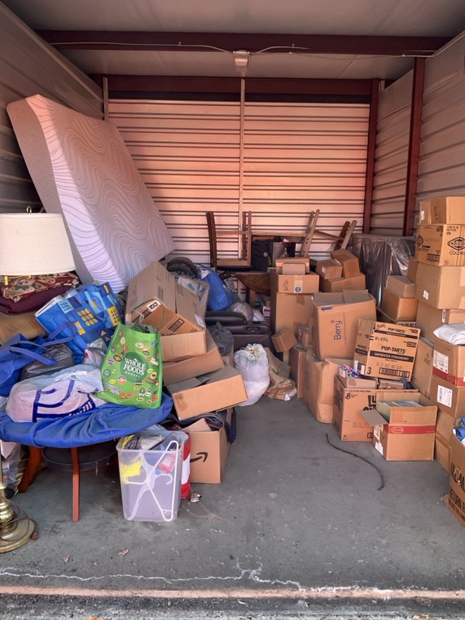 10 x 15 storage unit in Indianapolis, IN