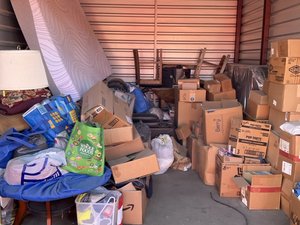 10 x 15 storage unit in Indianapolis, IN
