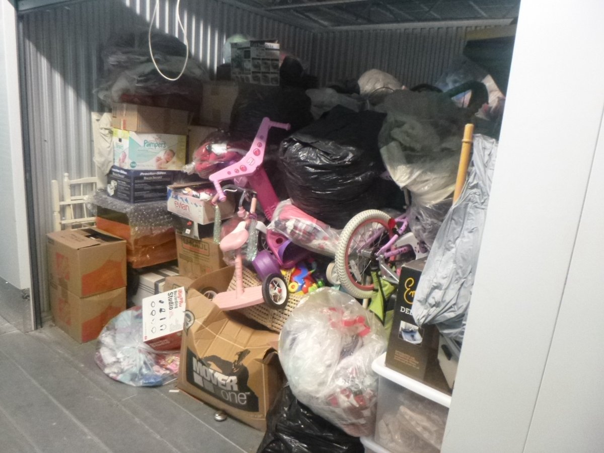 10 x 10 storage unit in Jamaica, NY
