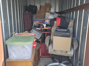 5 x 10 storage unit in Greenville, TX