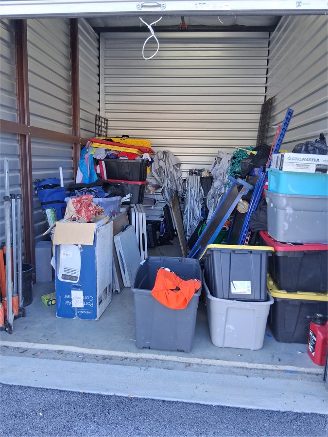 10 x 15 storage unit in Randallstown, MD