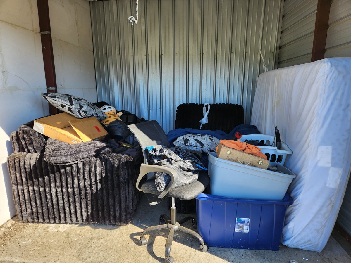 10 x 10 storage unit in Greensboro, NC