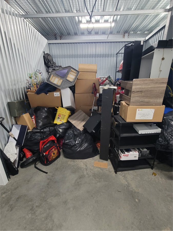 10 x 10 storage unit in New Haven, CT
