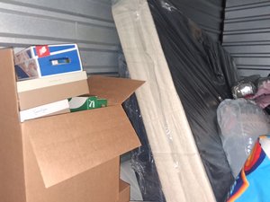 10 x 10 storage unit in Baltimore, MD