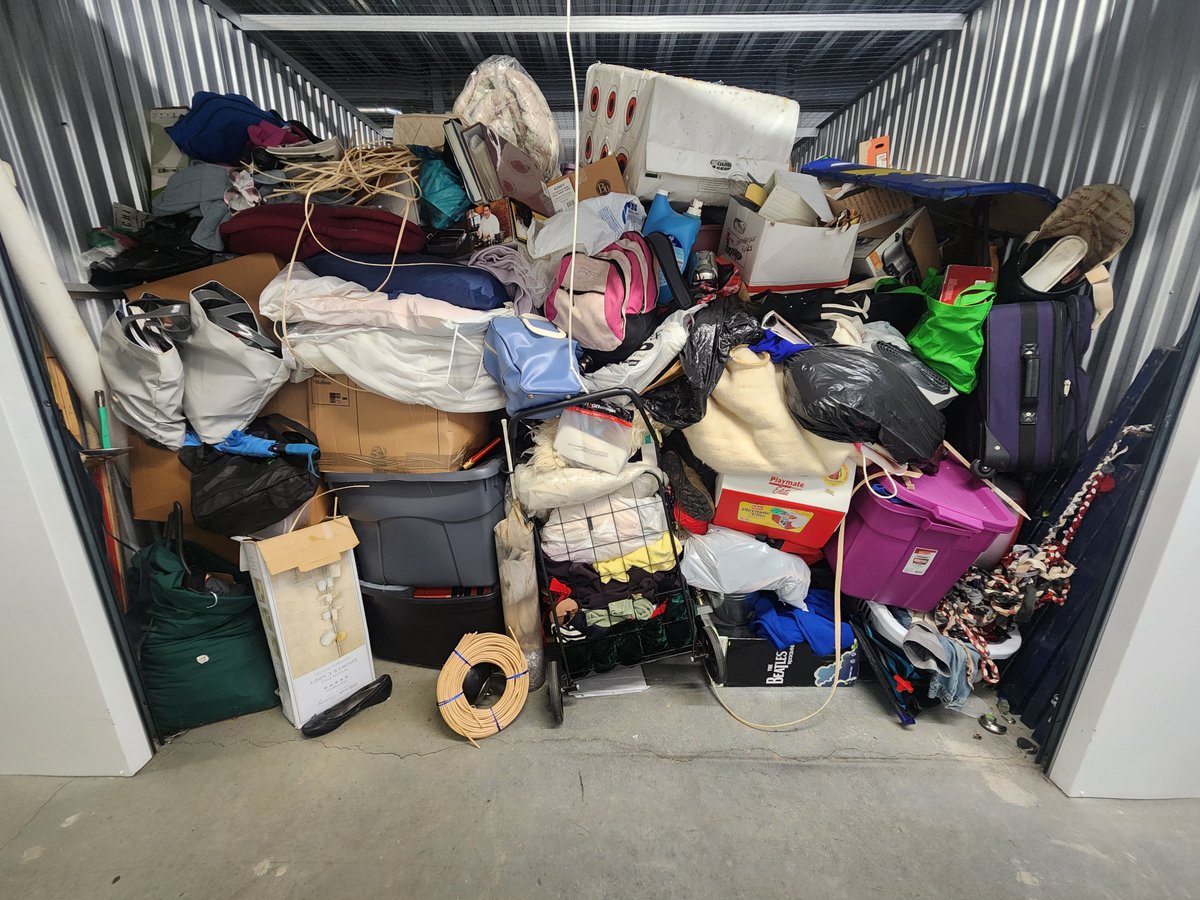 10 x 14 storage unit in Trenton, NJ