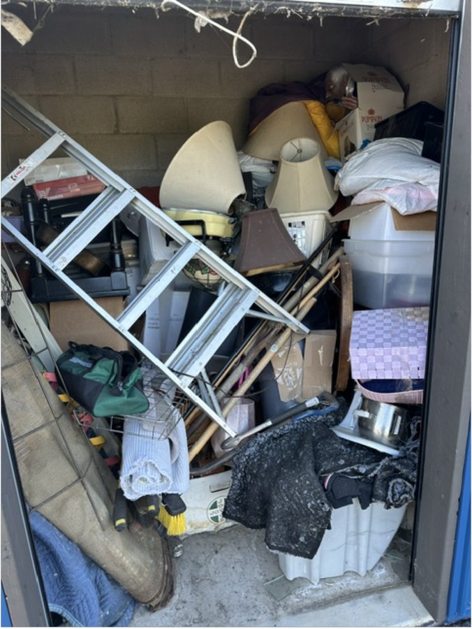 6 x 8 storage unit in Crest Hill, IL