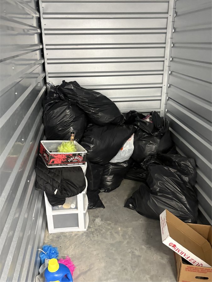10 x 10 storage unit in Tullahoma, TN