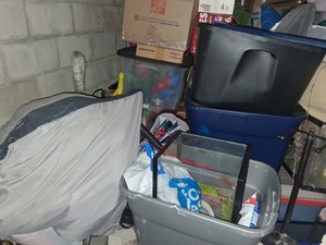10 x 10 storage unit in Baltimore, MD