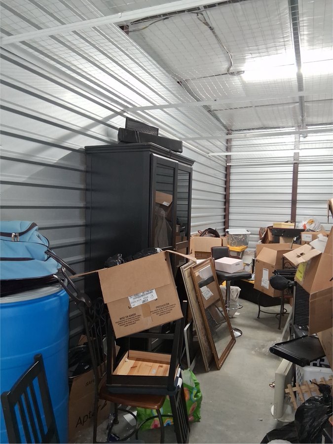 10 x 25 storage unit in Randallstown, MD