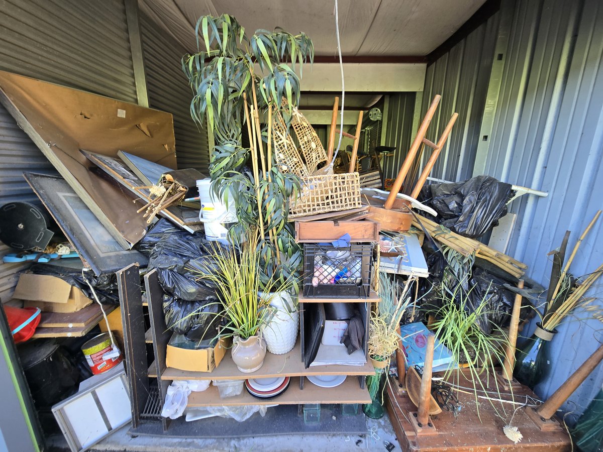 10 x 30 storage unit in Lawrenceville, GA