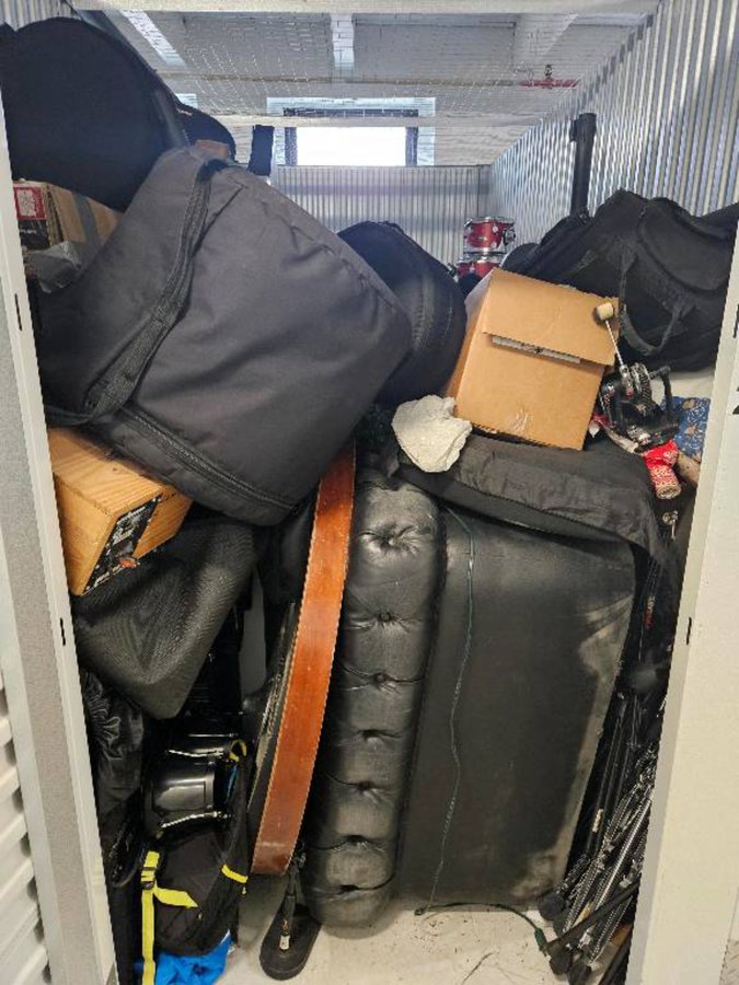 10 x 10 storage unit in Chicago, IL