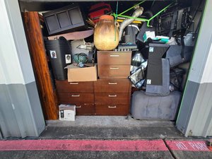 10 x 10 storage unit in Houston, TX
