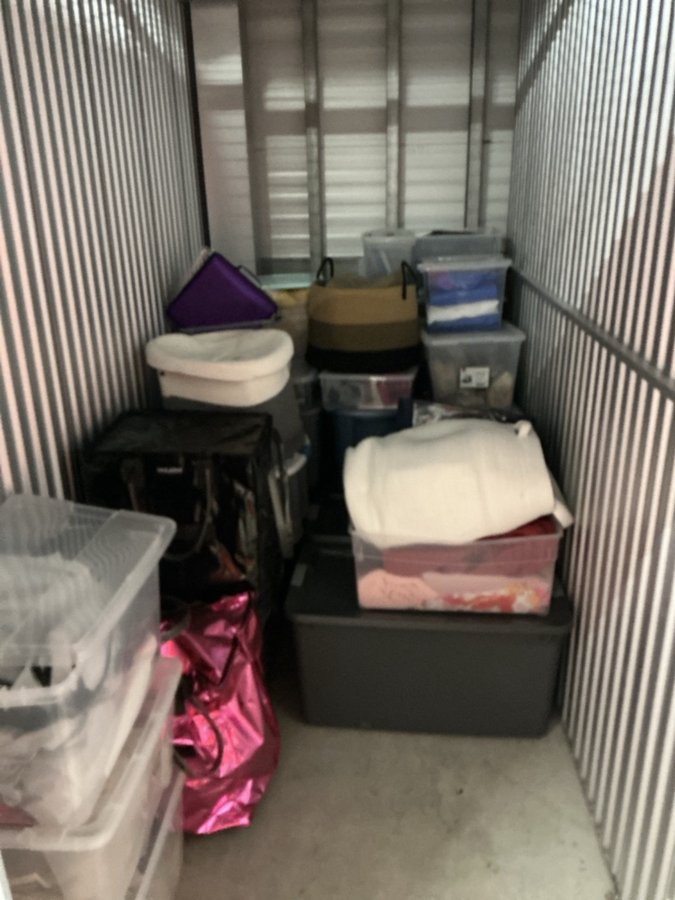 5 x 10 storage unit in Alexandria, VA