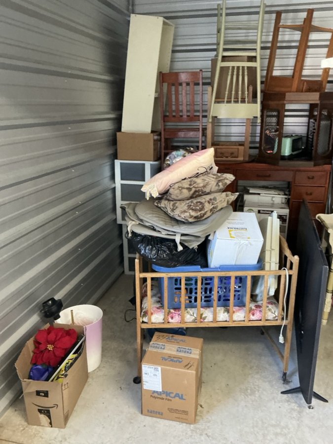 10 x 10 storage unit in York, PA