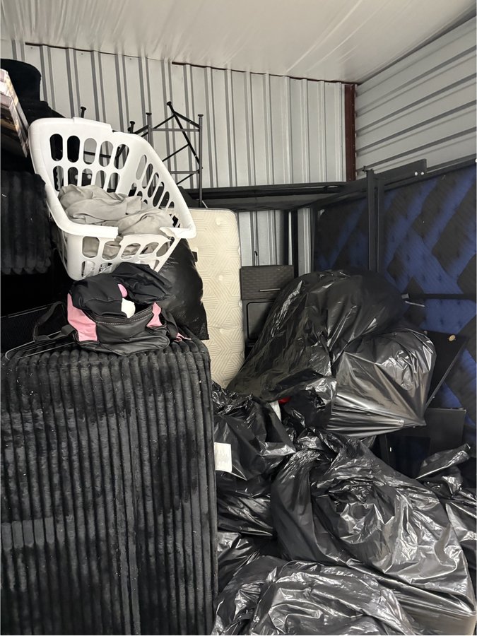 10 x 10 storage unit in Bartlett, TN