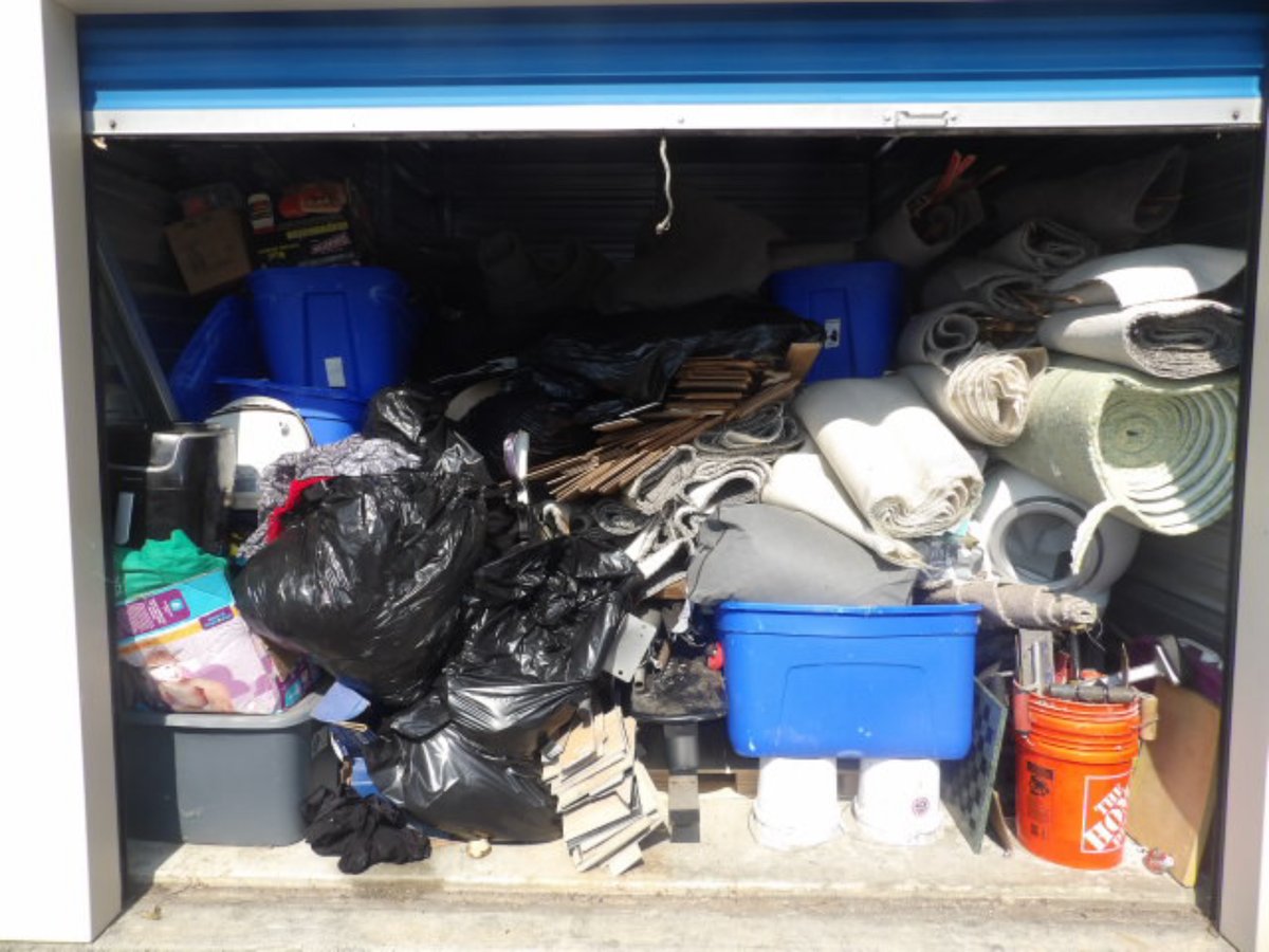 10 x 15 storage unit in Woonsocket, RI