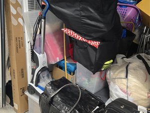 10 x 10 storage unit in Jersey City, NJ