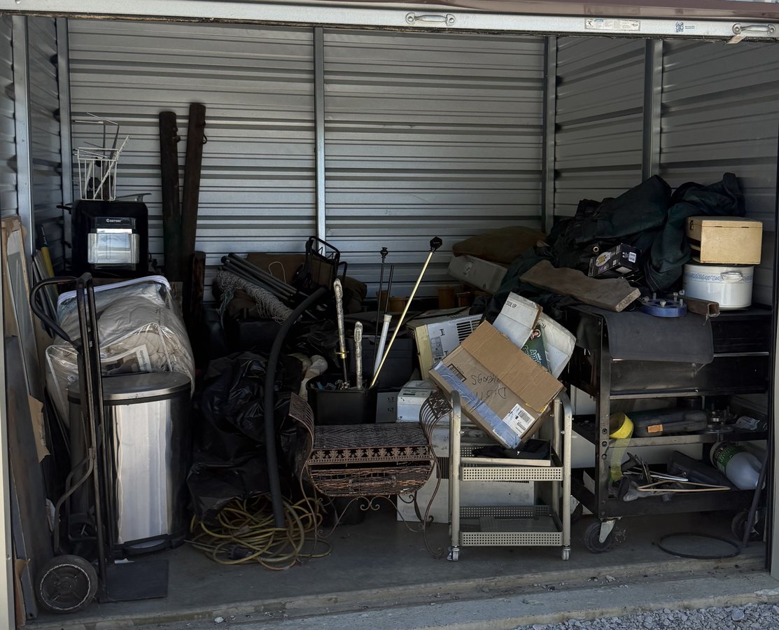 10 x 10 storage unit in Dyersburg, TN