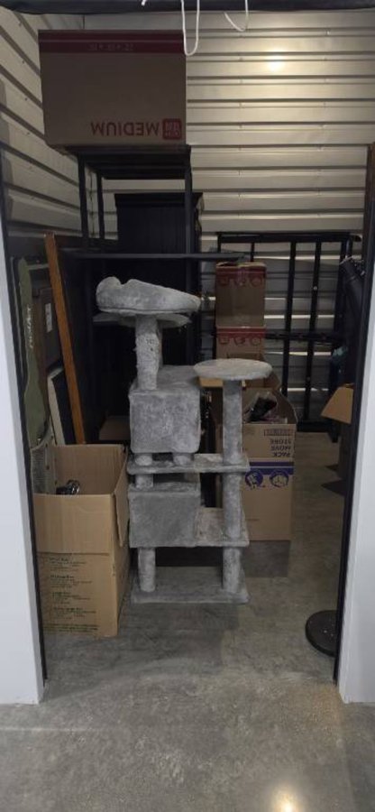 10 x 10 storage unit in Murray, UT