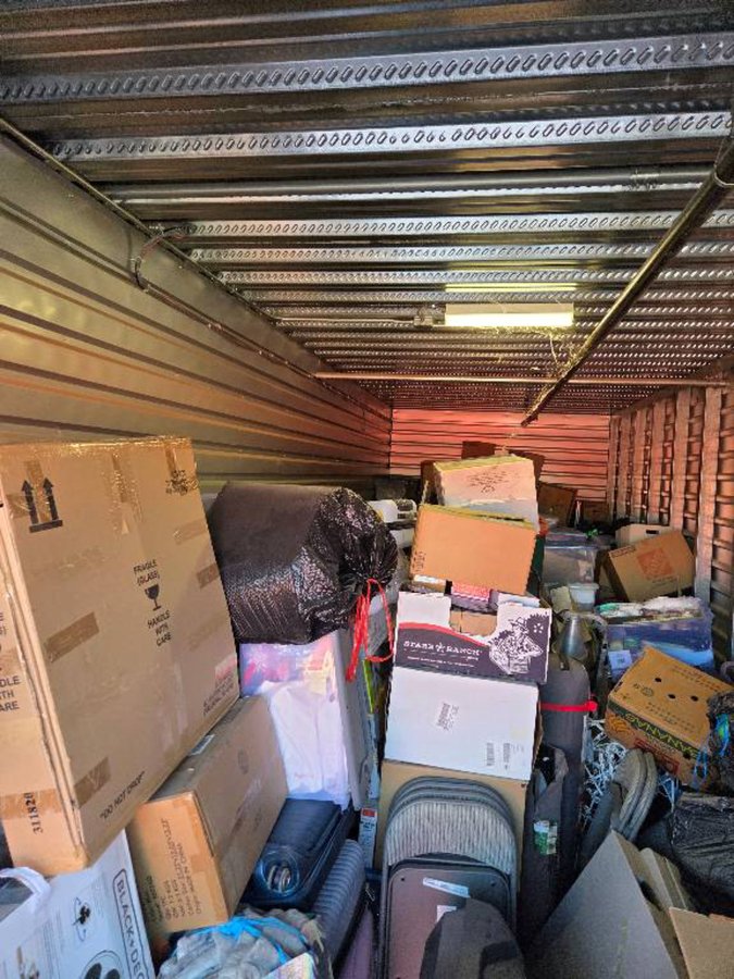 10 x 30 storage unit in Antioch, CA
