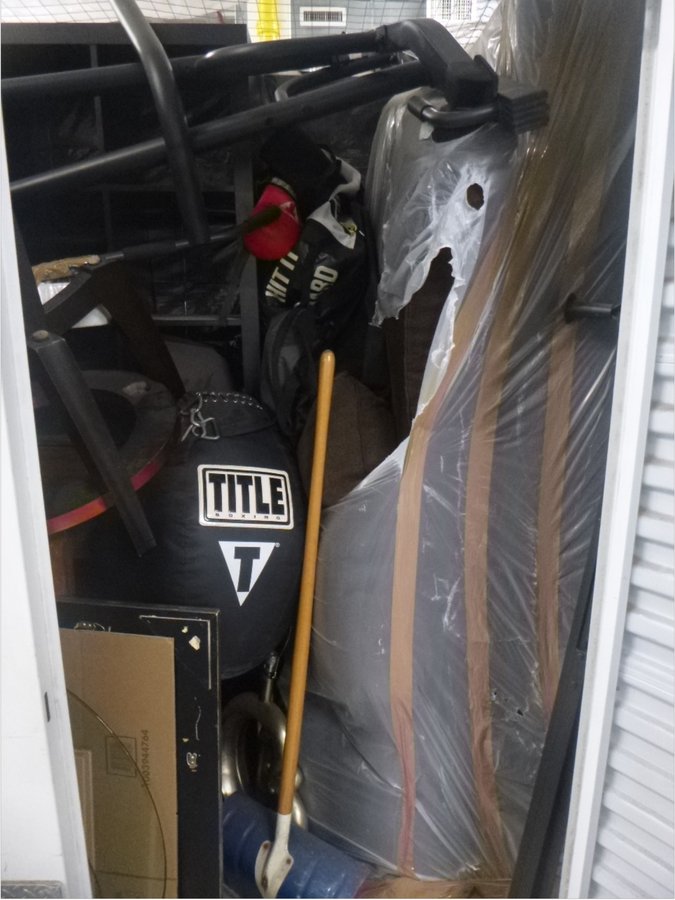 5 x 8 storage unit in Jamaica, NY