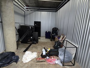10 x 30 storage unit in Baltimore, MD