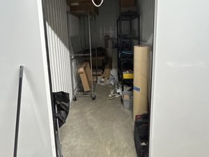 5 x 10 storage unit in York, PA