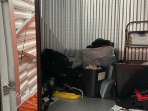 5 x 5 storage unit in Irvine, CA