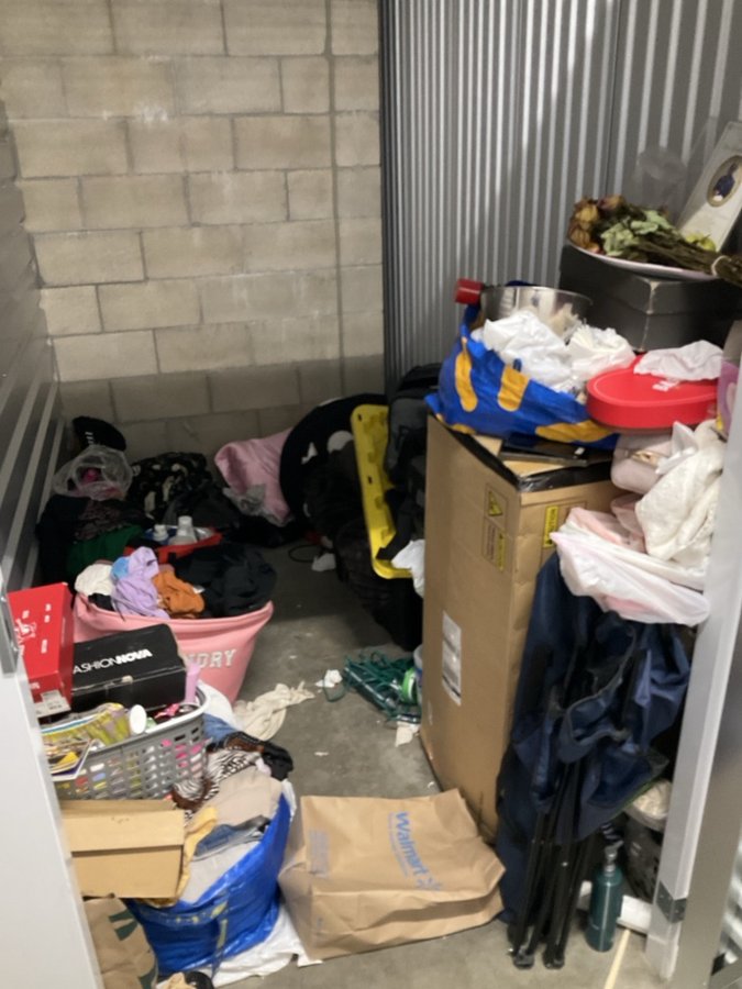 5 x 7 storage unit in Irvine, CA
