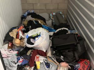 5 x 7 storage unit in Irvine, CA