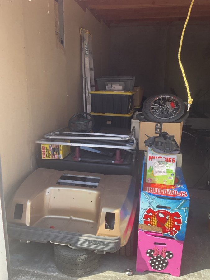 10 x 20 storage unit in Irvine, CA
