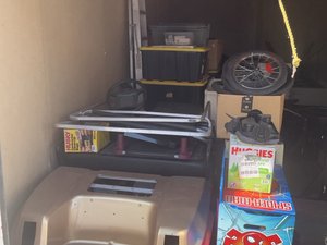 10 x 20 storage unit in Irvine, CA