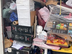 10 x 20 storage unit in Tustin, CA