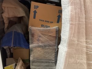 10 x 10 storage unit in Irvine, CA