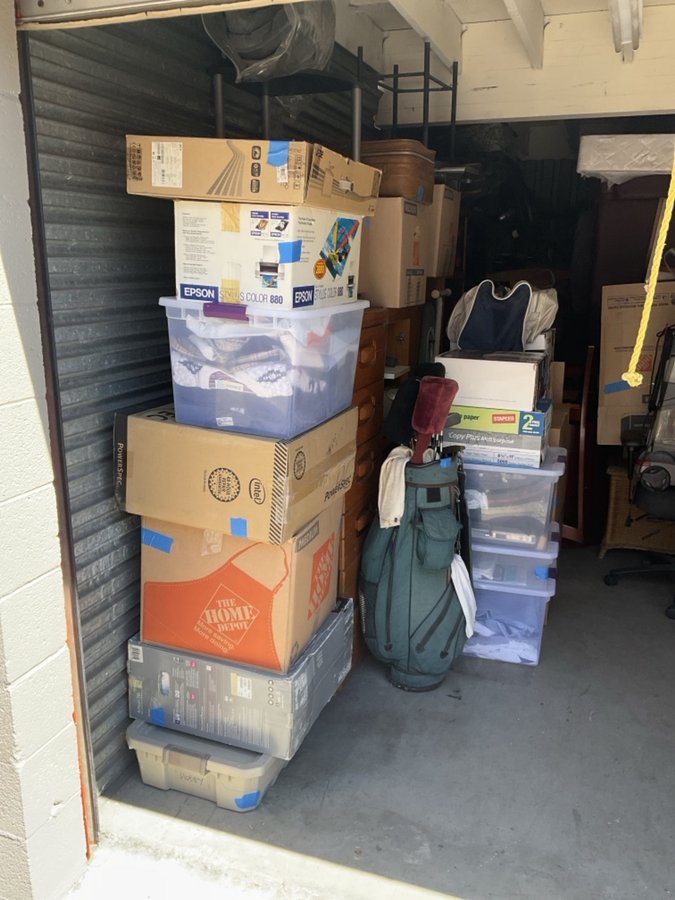 10 x 20 storage unit in Laguna Hills, CA