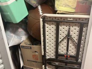 5 x 10 storage unit in Irvine, CA