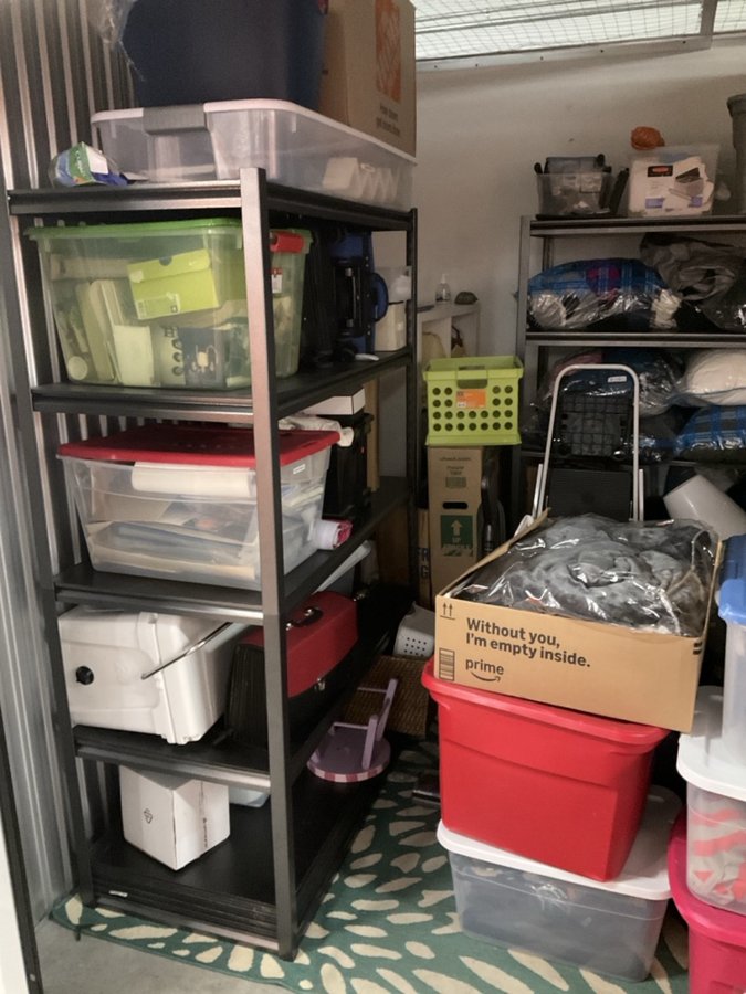 10 x 10 storage unit in Irvine, CA