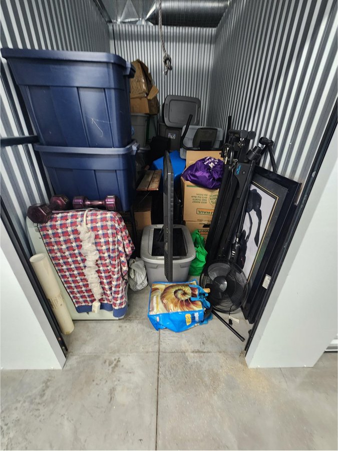 5 x 10 storage unit in Philadelphia, PA