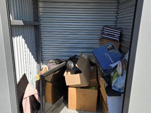 5 x 5 storage unit in Louisville, KY
