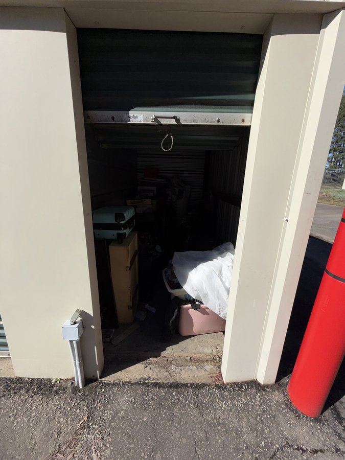 5 x 10 storage unit in Sanford, NC