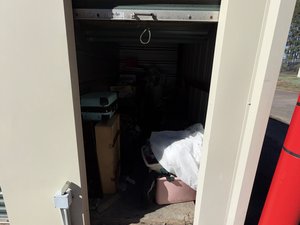 5 x 10 storage unit in Sanford, NC