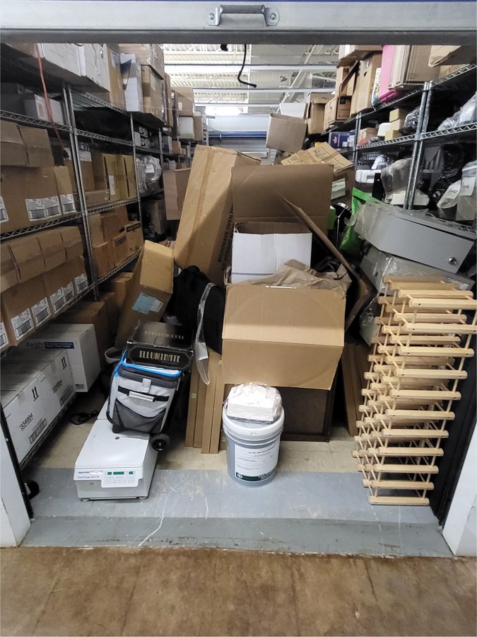 10 x 30 storage unit in Dallas, TX